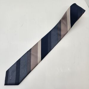 Vintage 80s Oscar de la Renta necktie men's blue beige stripes tie Repp Made USA